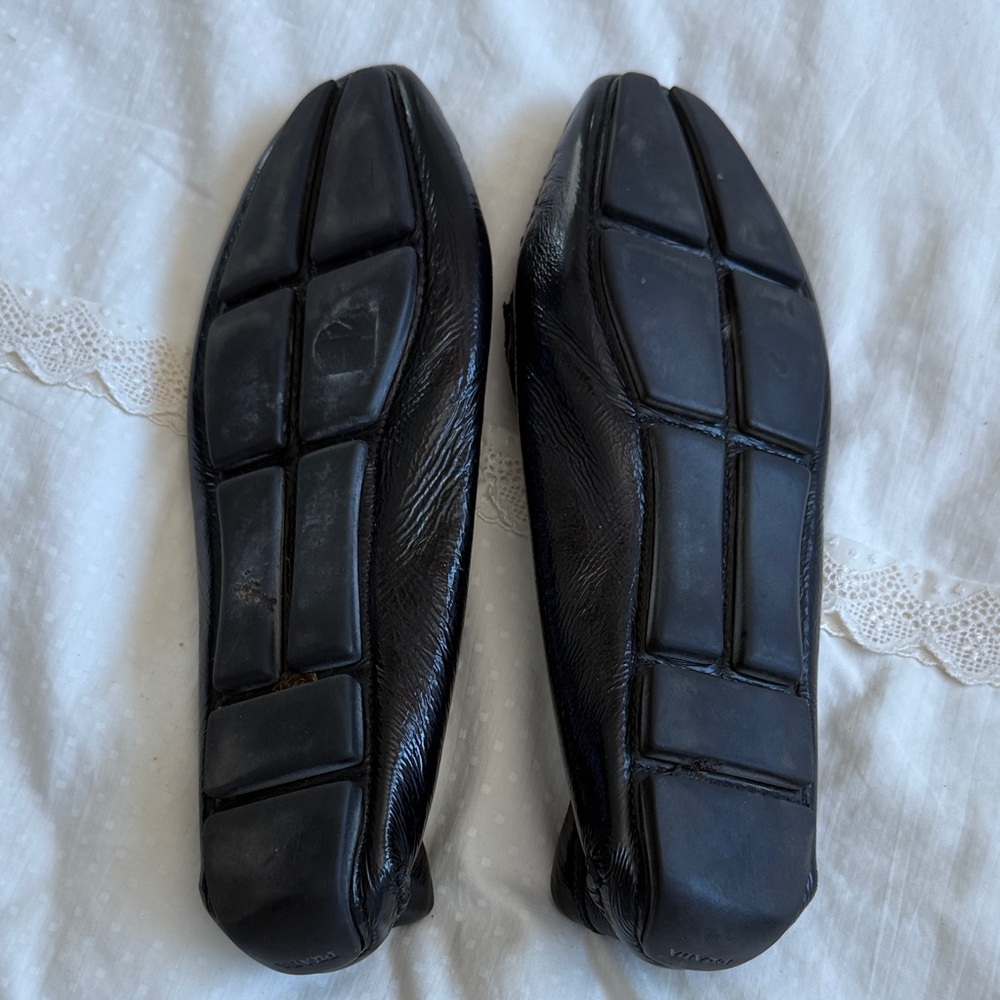 Prada Patent Driving Loafer - Picture 5 of 7